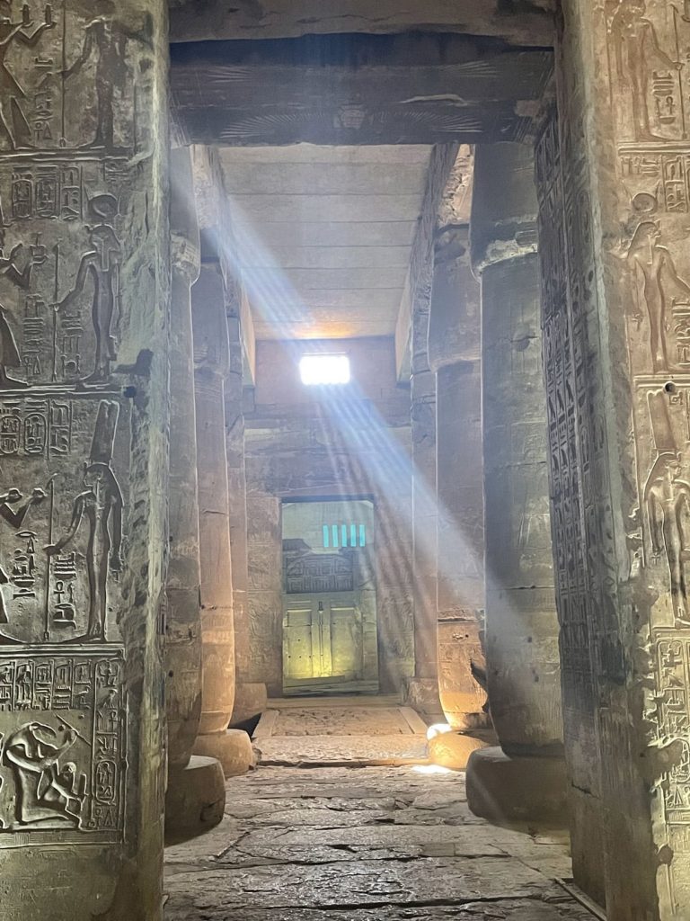 Valo matka Egyptiin